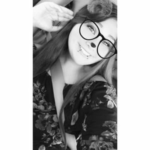 Meet your Posher, Raquel